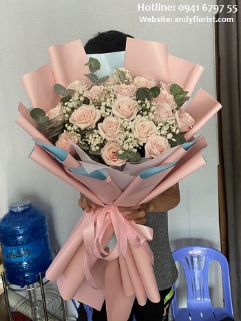 ADF228 - Bó Hồng Kem