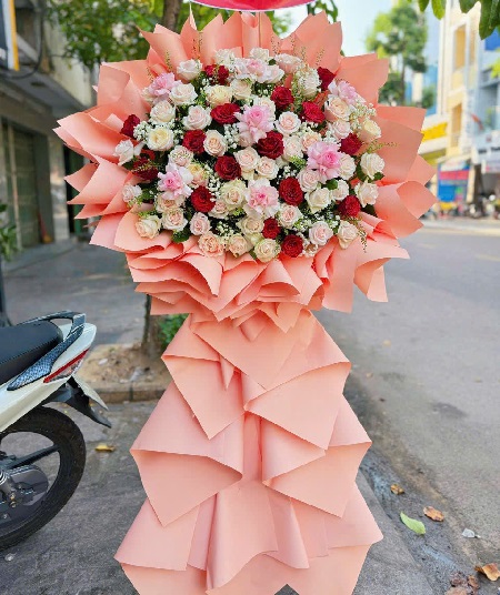 Kệ Hoa Khai Trương - Chúc Mừng - K1018