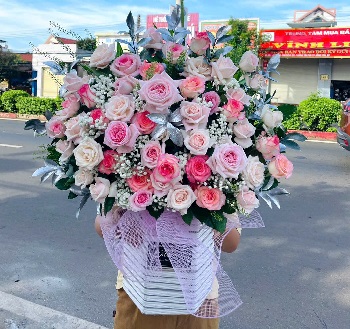 Miễn phí giao hoa tận nơi Hương Lộ 60b, Hóc Môn