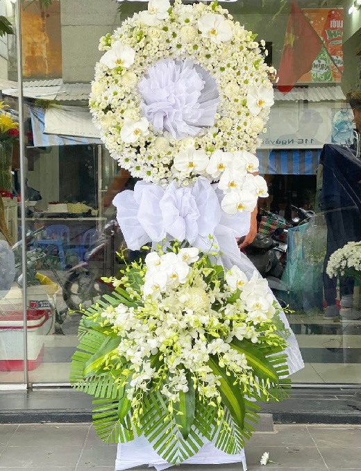 Hoa Viếng Trang Trọng