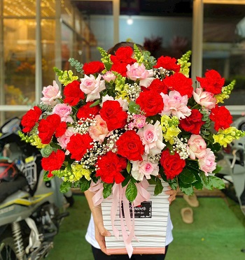 Dịch vụ hoa tươi đẹp ở Hẻm 1118 Phạm Thế Hiển, Quận 8